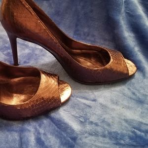 Enzo Angiiolini peep toe heels